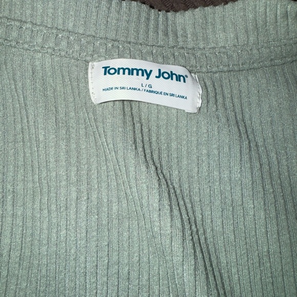 Women’s Tommy John ribbed sweat set - Picture 7 of 7